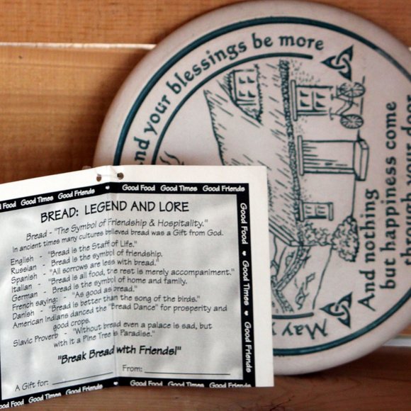 Seneca Ceramics Irish Blessings Bread And Bun Warmer Trivet - Picture 4 of 7